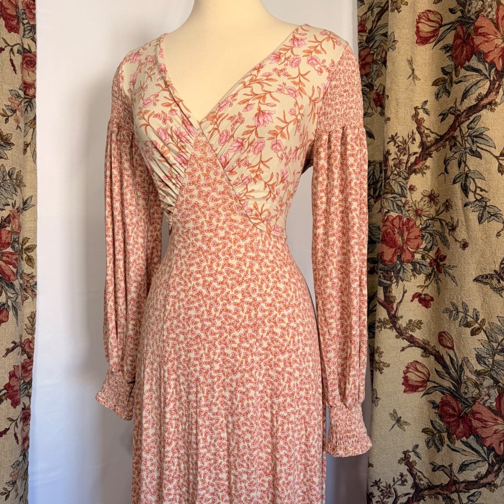 FREE PEOPLE Floral Mixed Print Maxi Dress with billowed sleeves and open back - Picture 3 of 13